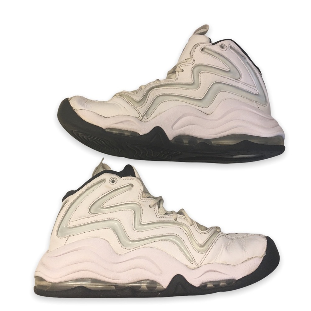 Nike Air Pippen High Top Sneakers Sz 9 - Picture 2 of 8
